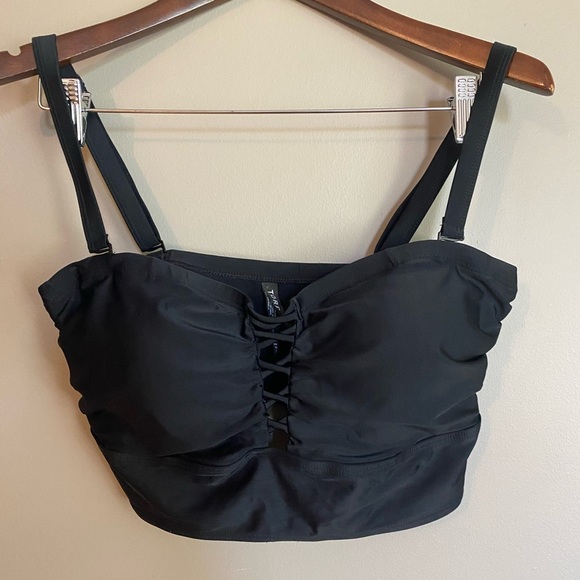 Wireless Strappy Lace Up Bikini Top Size 1 - Picture 5 of 10